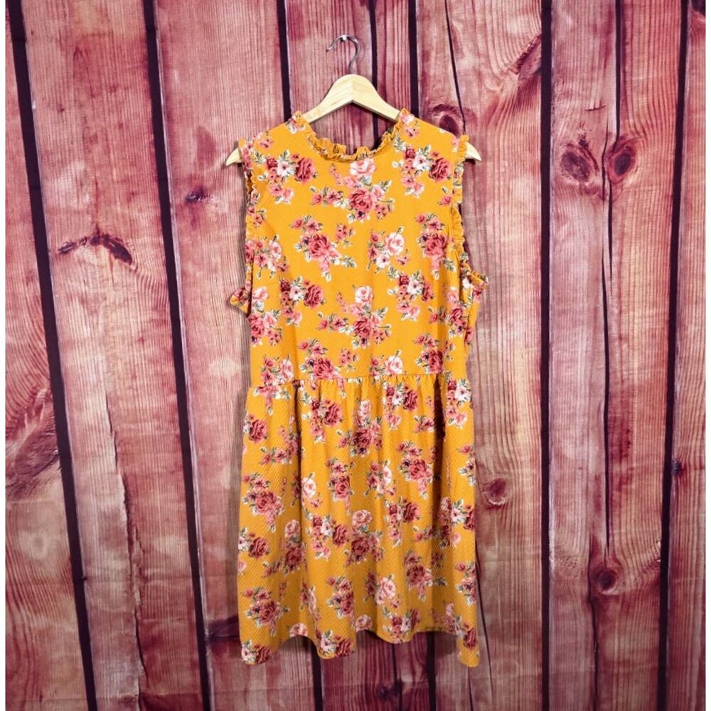Xhilaration Yellow Floral Sleeveless Dress M
